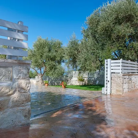 Nereid Villa, Summer Feeling, By Thinkvilla